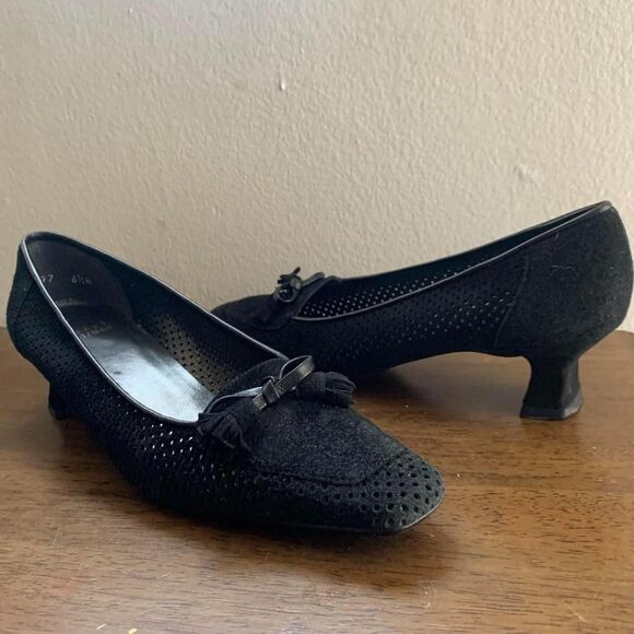 vintage kitten heel Stuart weitzman Women's Black Loafers - Picture 4 of 5